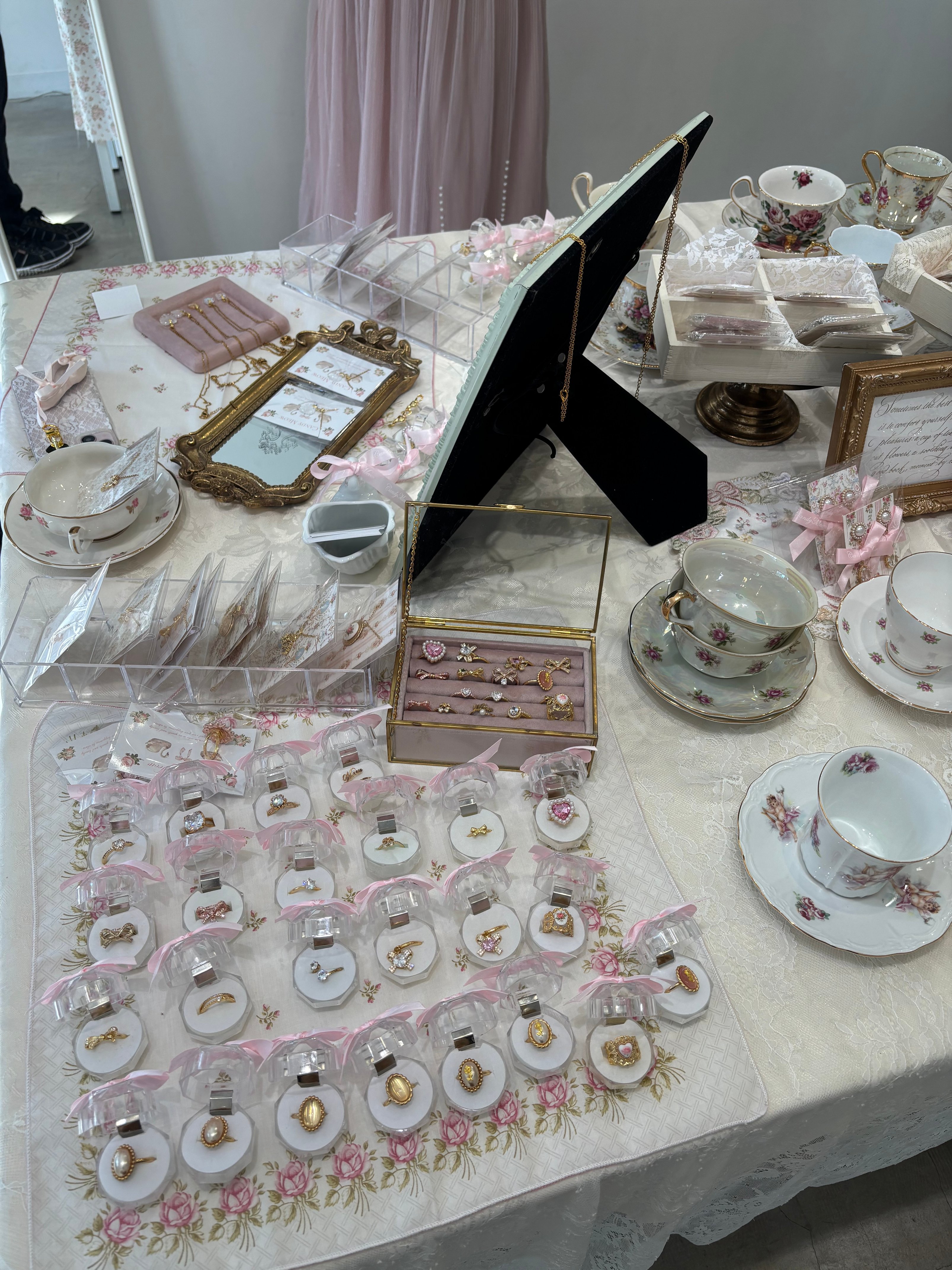 Candy Meow accessories 1